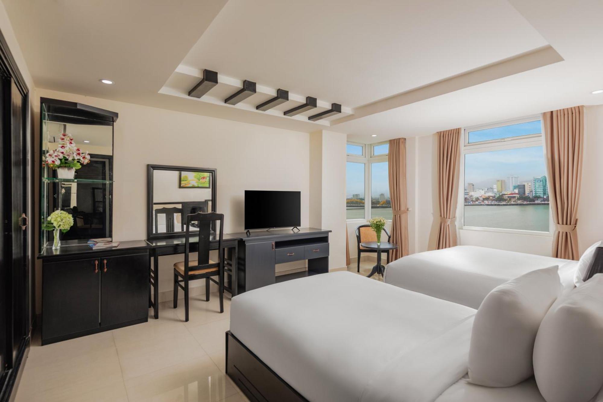 Kay Hotel Da Nang - Near Dragon Bridge Esterno foto