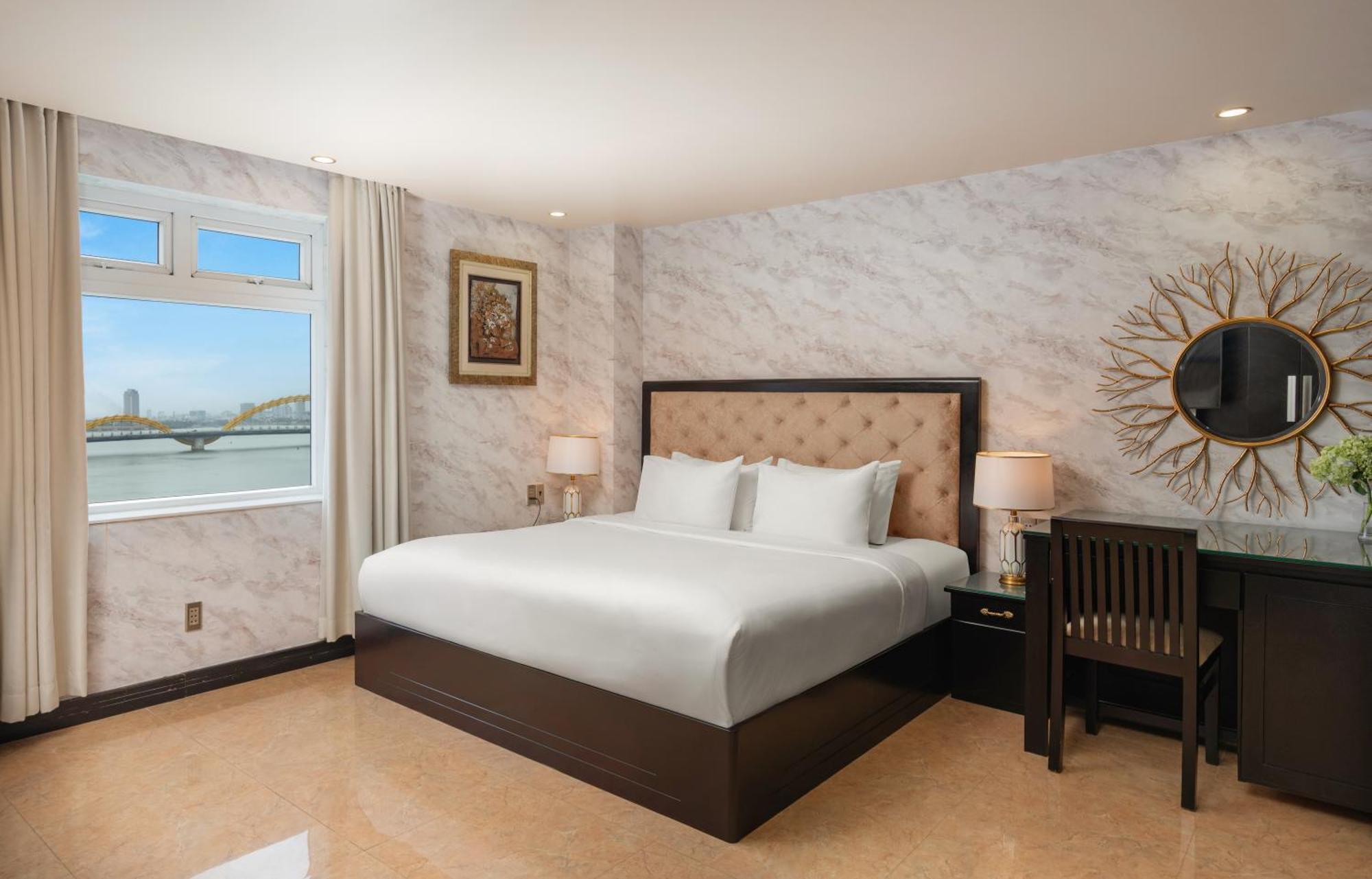 Kay Hotel Da Nang - Near Dragon Bridge Esterno foto