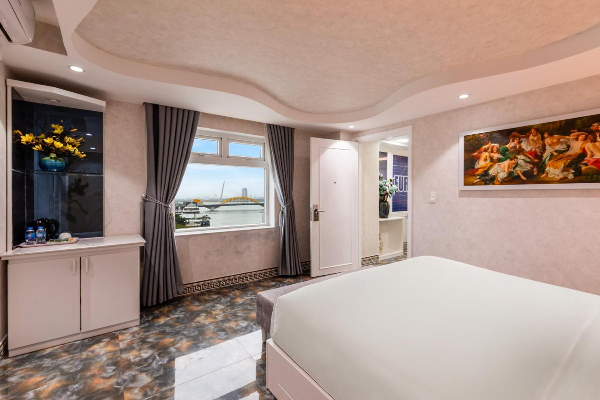 Kay Hotel Da Nang - Near Dragon Bridge Esterno foto